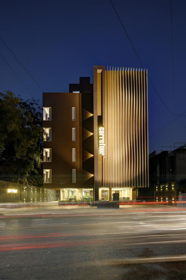 Hotel Carrefour Ahmedabad Exterior photo
